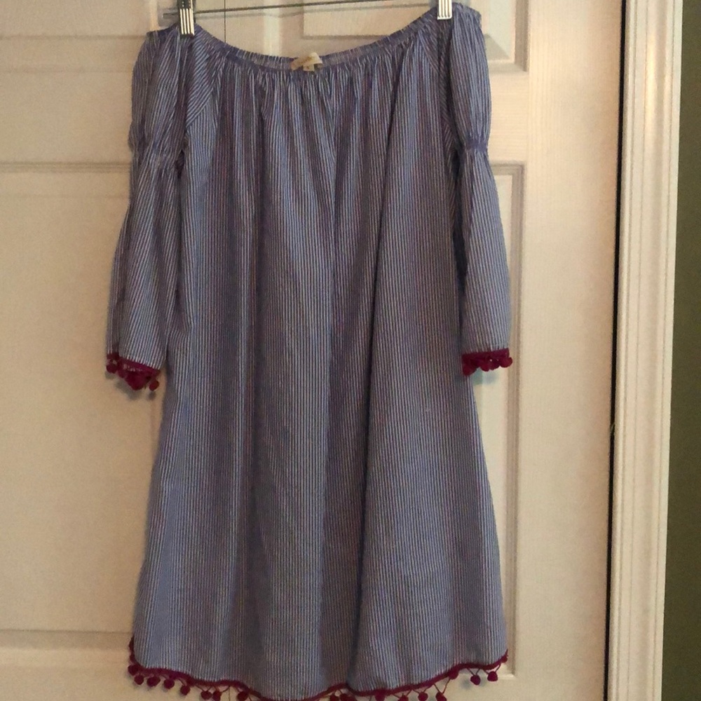 Mini stripped dress with magenta Pom-Pom detail